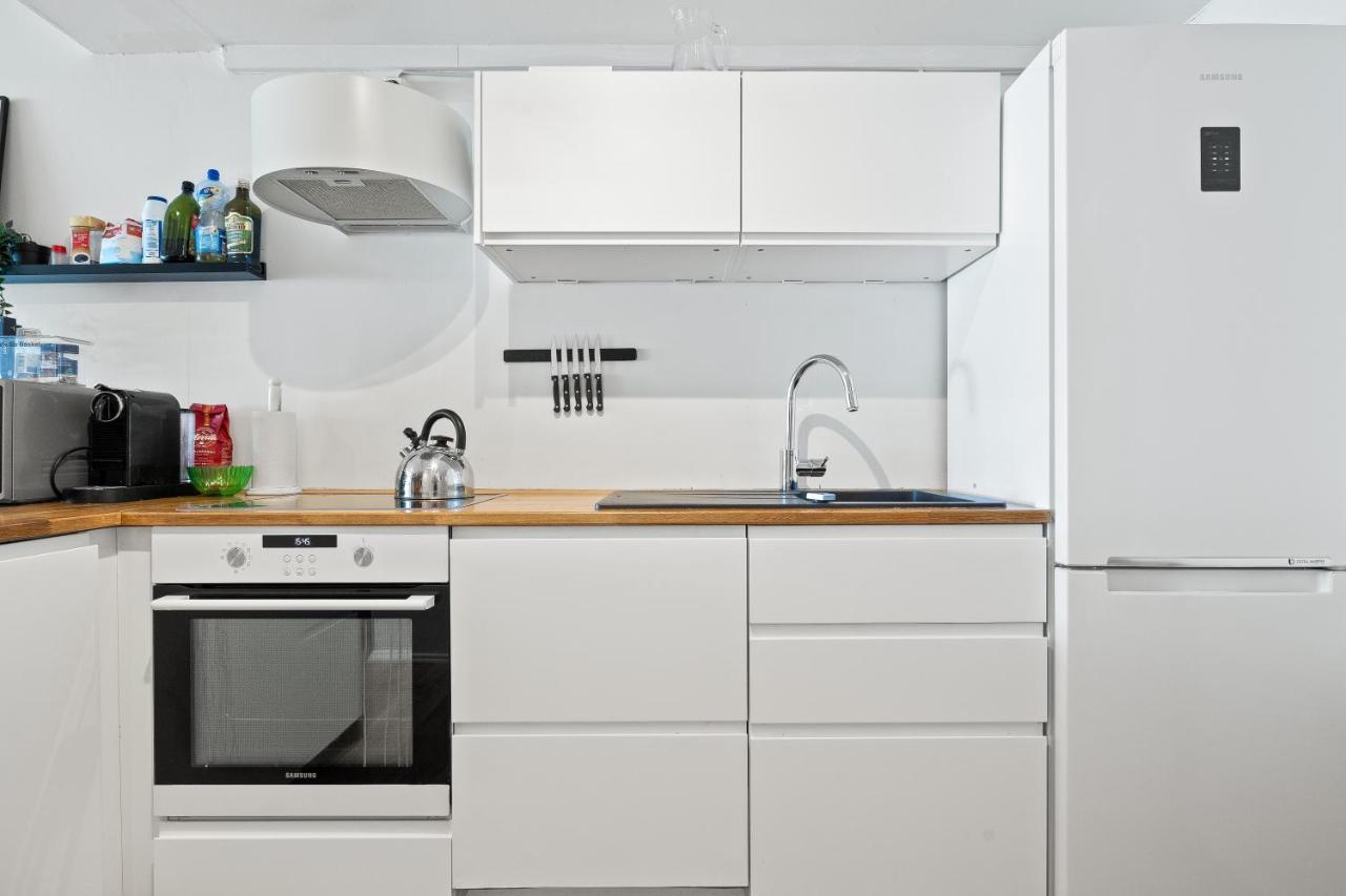 Prime Location Gem In The Heart Of Leilighet *