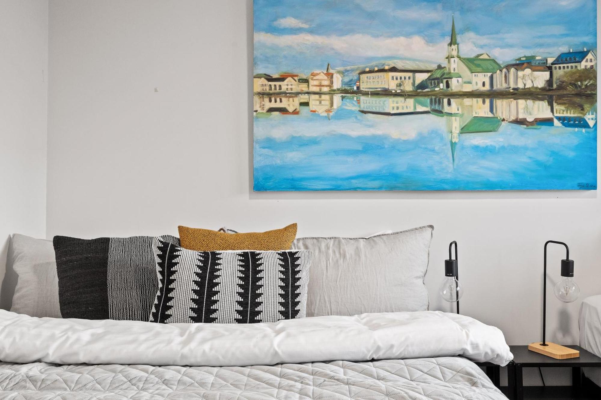 Prime Location Gem In The Heart Of Leilighet Reykjavík